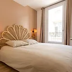 Tres Jolie Deux Chambres Neuf Climatise - Centre Ville Historique